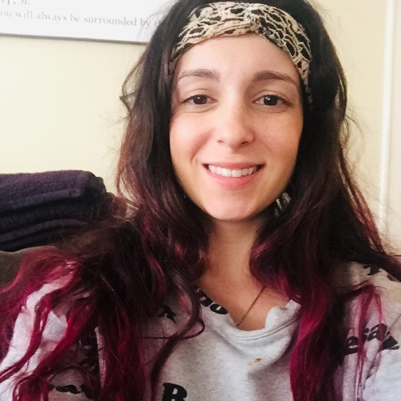 Meet your Posher, Rachel - Picture 1 of 1